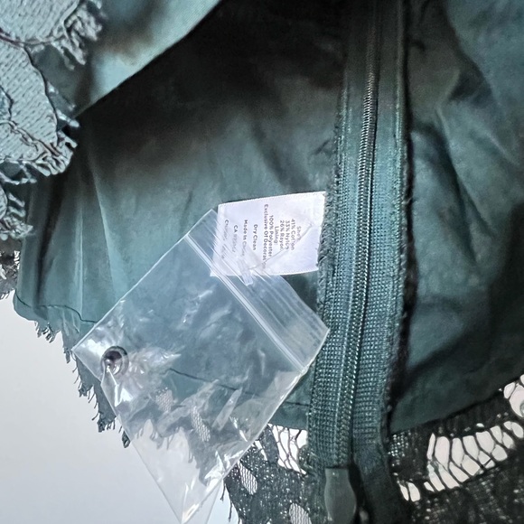 Talbots Green Lace Top - Picture 5 of 6